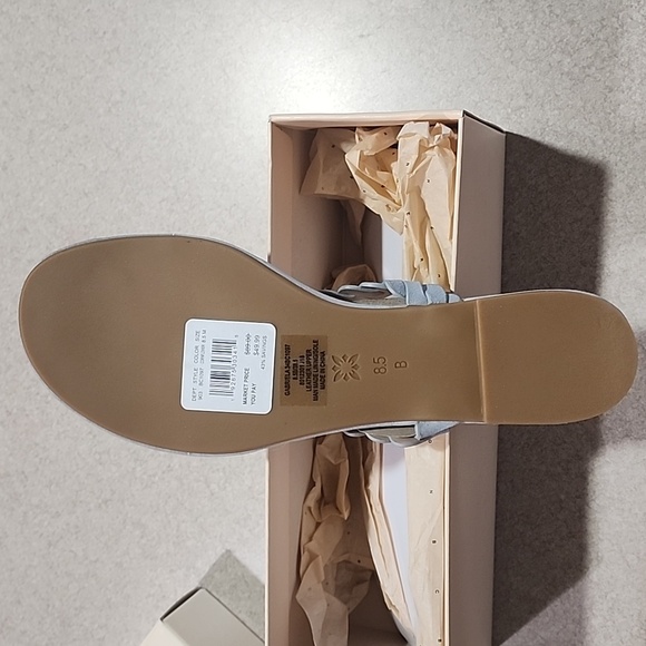 BCBGeneration - Picture 3 of 6